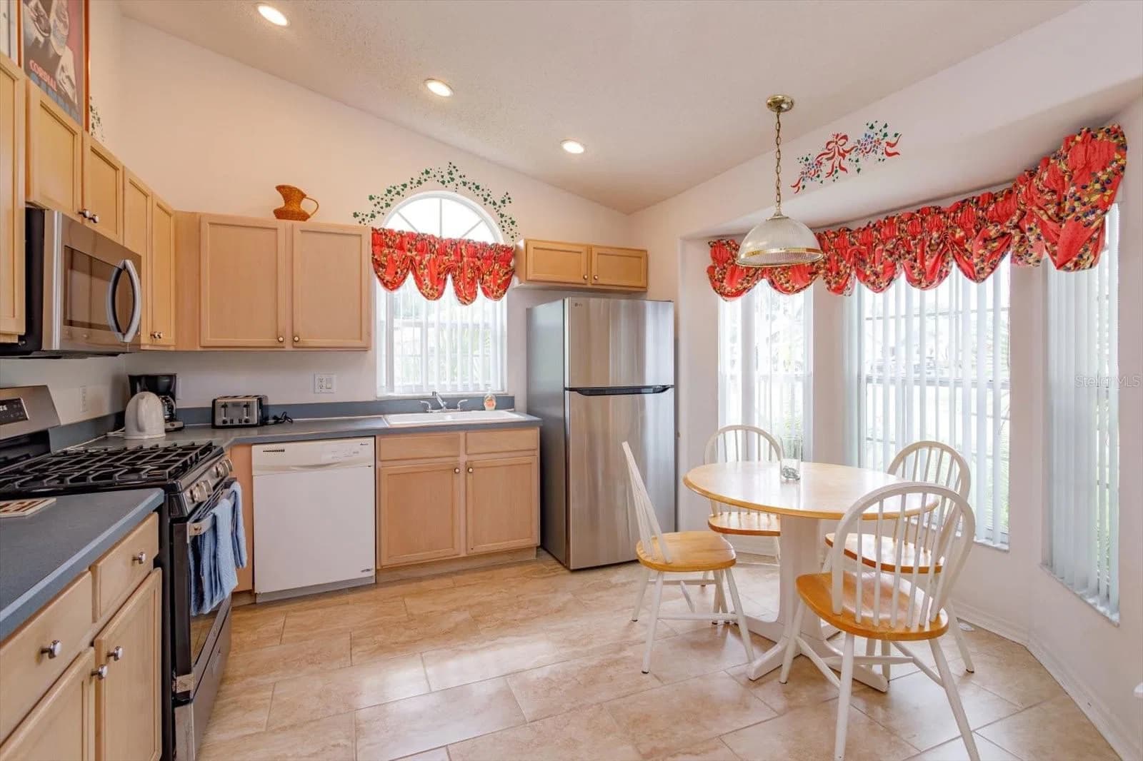 4655 CHEYENNE POINT 4