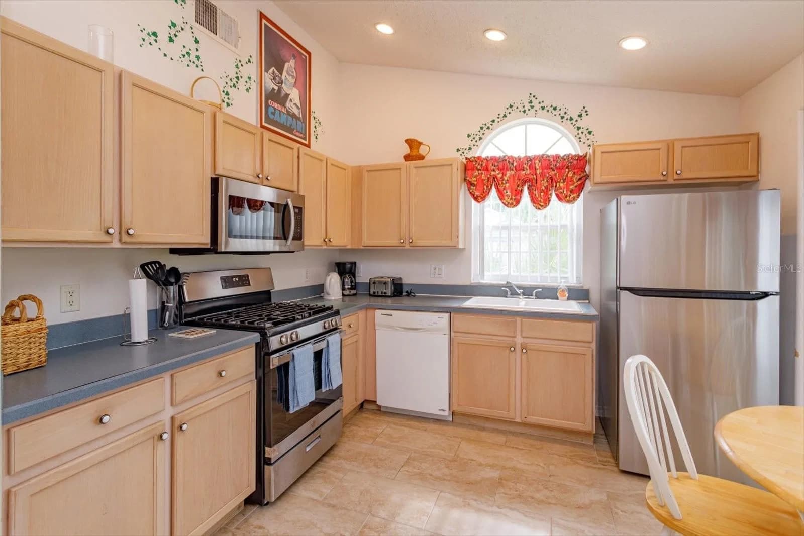 4655 CHEYENNE POINT 5