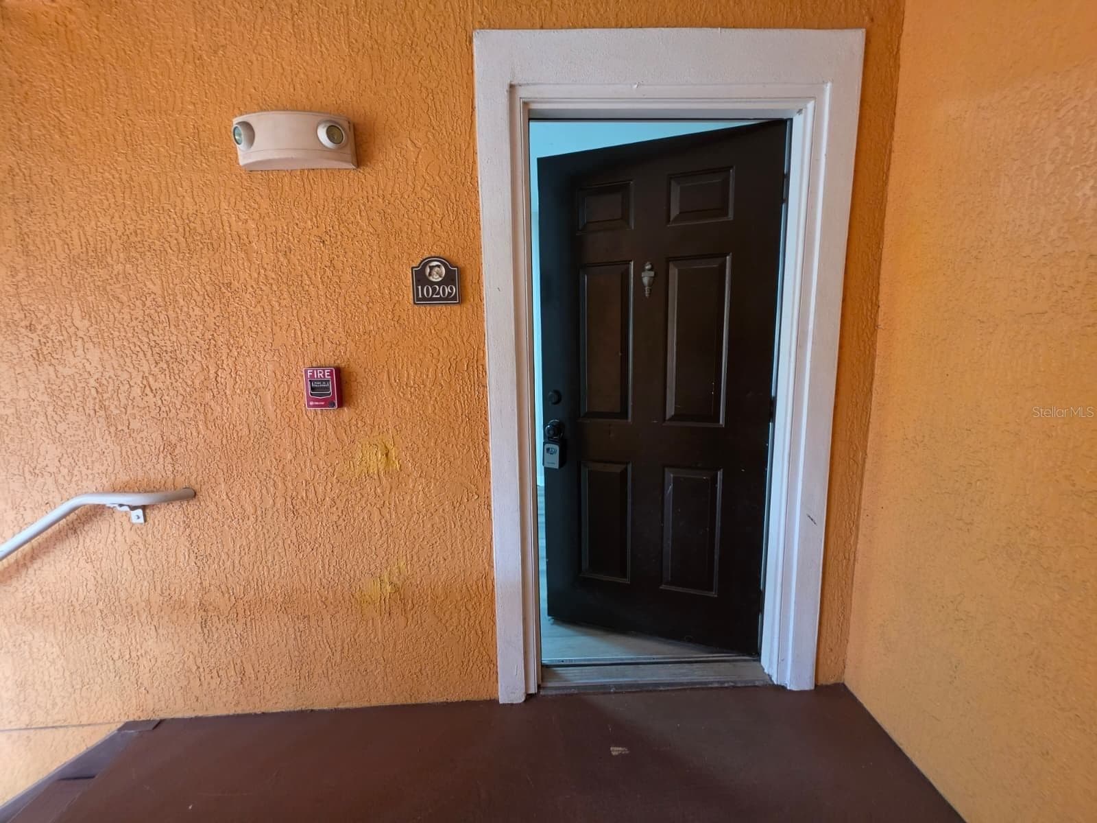 5483 VINELAND 3