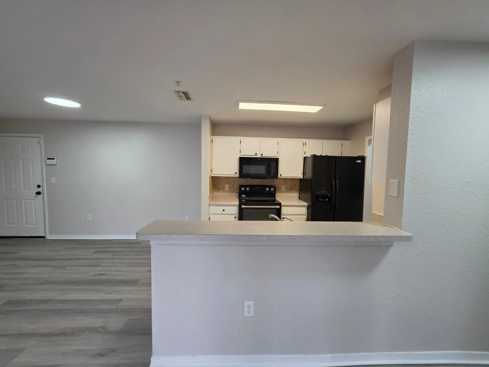 5483 VINELAND 5