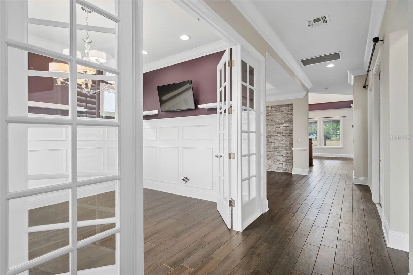 9462 BECKER Court, Orlando, FL 32827 2