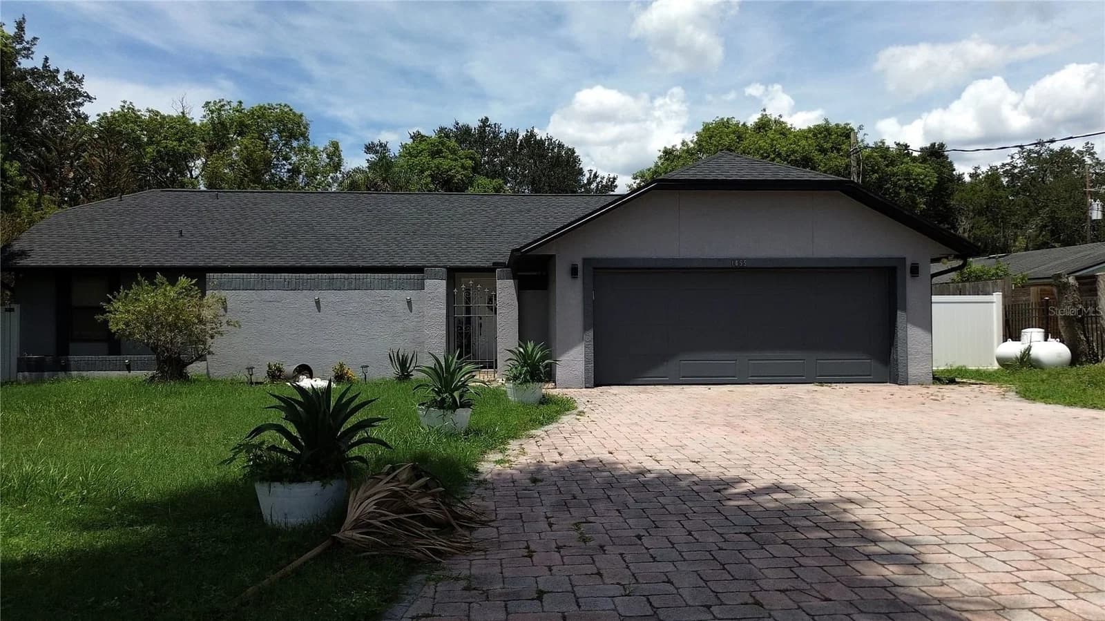 1055 HOLDEN, Orlando, FL 32839
