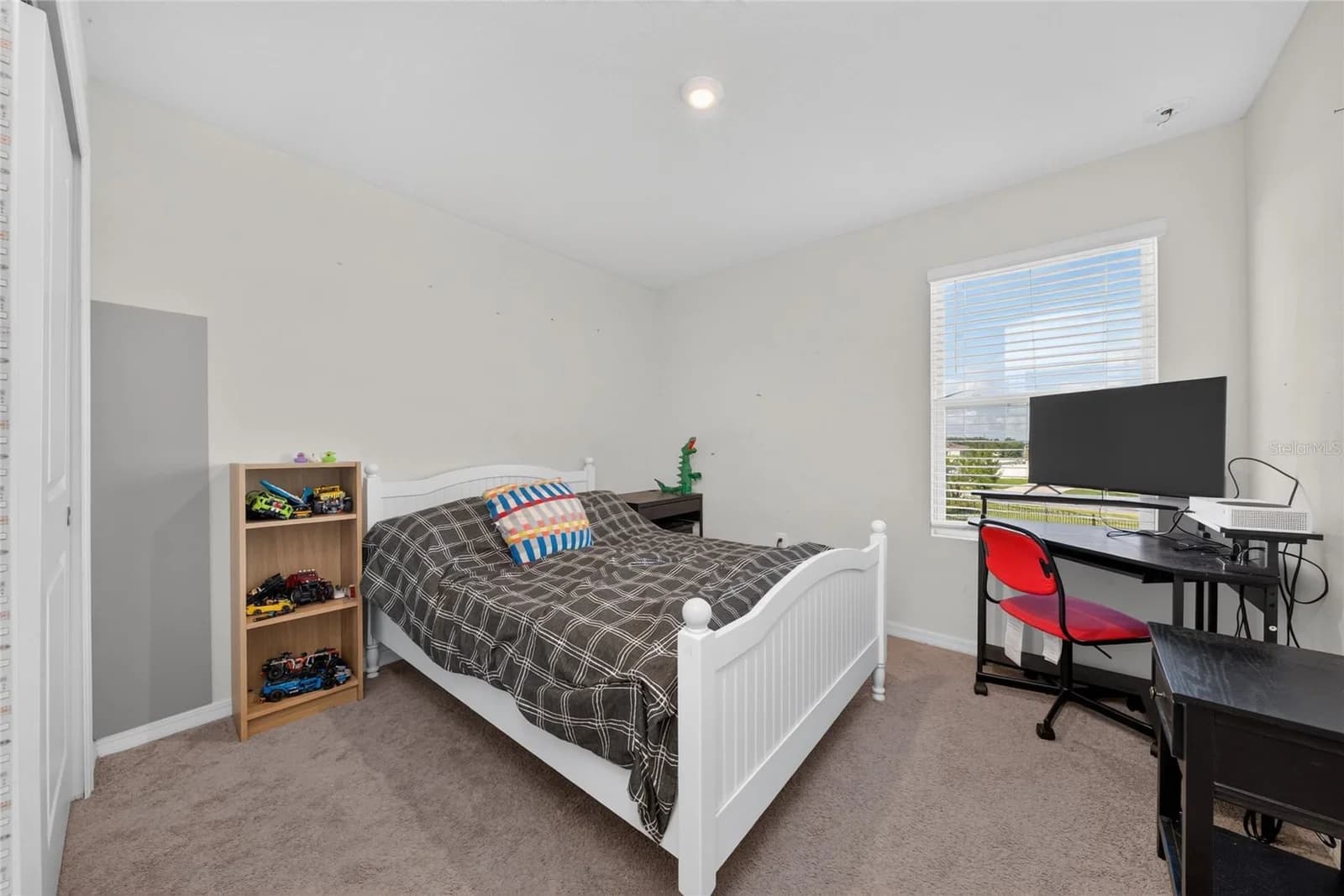 370 QUARRY ROCK 4