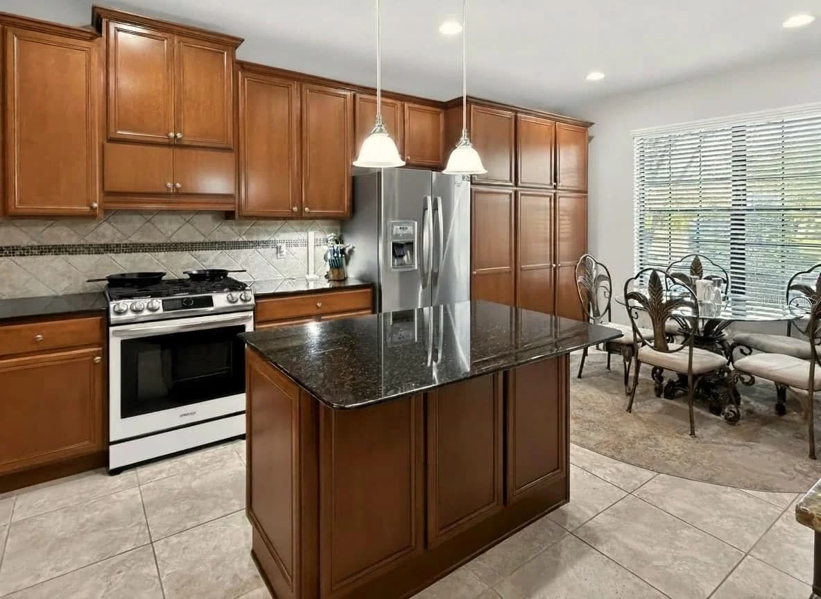 442 DEL SOL AVE 3