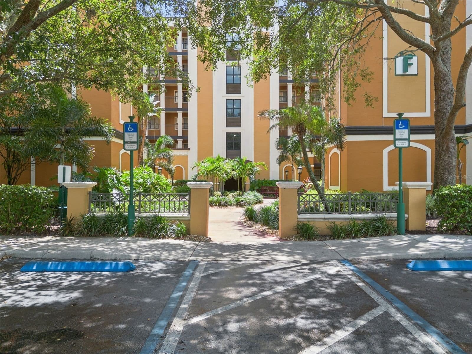 12521 FLORIDAYS RESORT 2