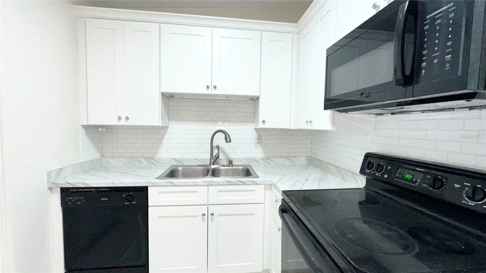 4110 ALVERADO 4
