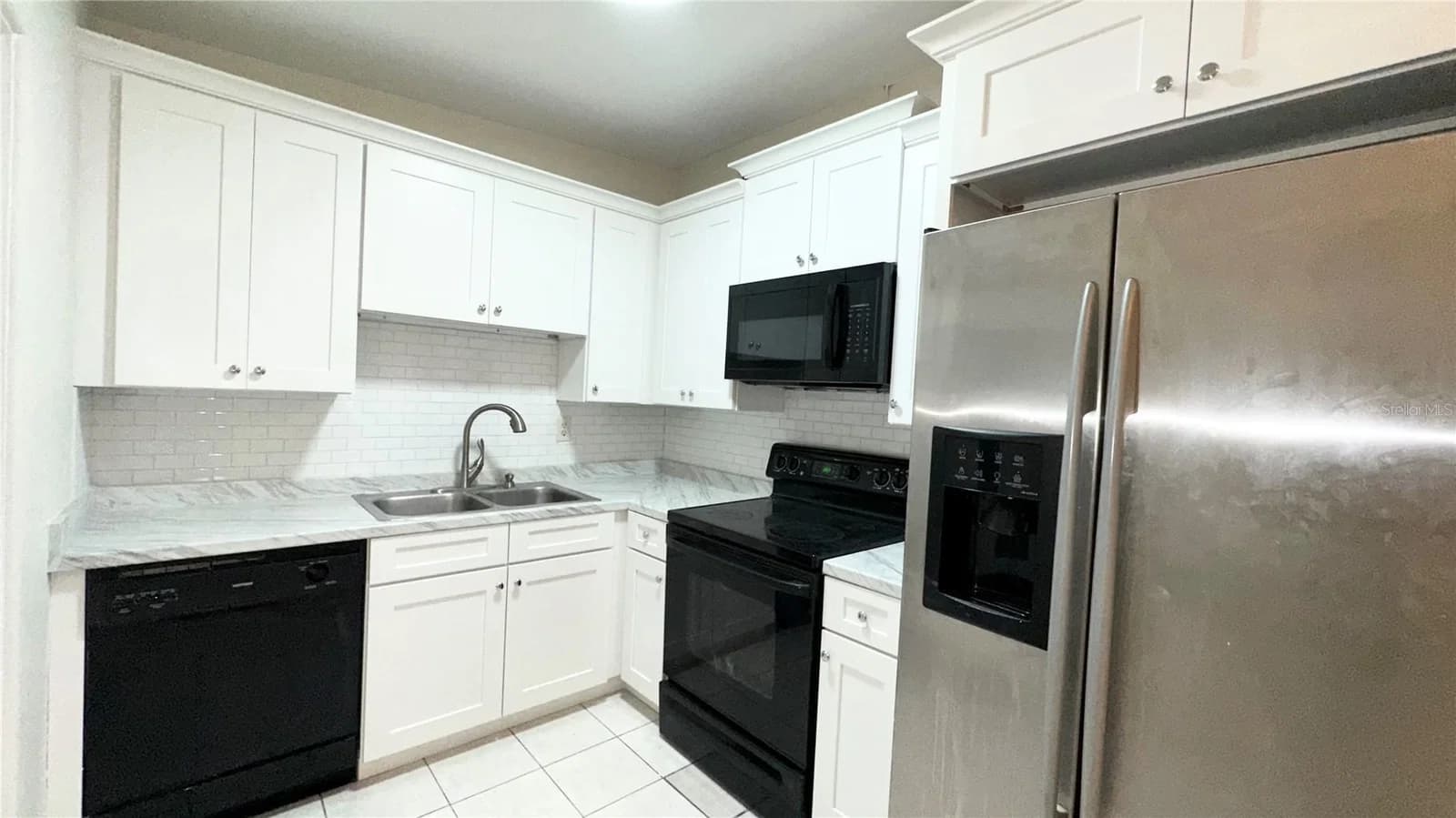 4110 ALVERADO 5
