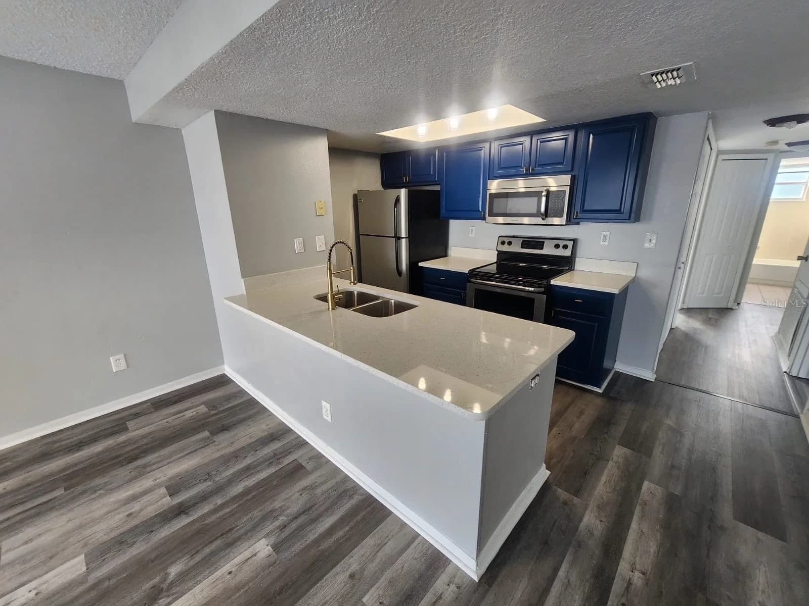 2745 POINCIANA 2