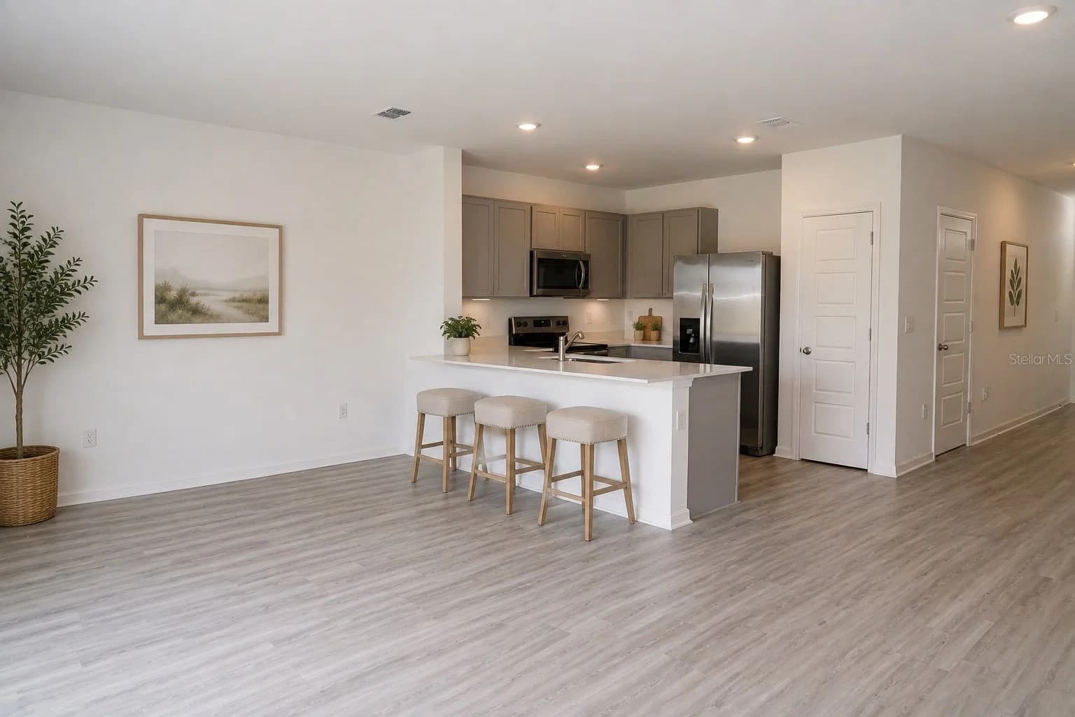 1335 TALLOWWOOD 4
