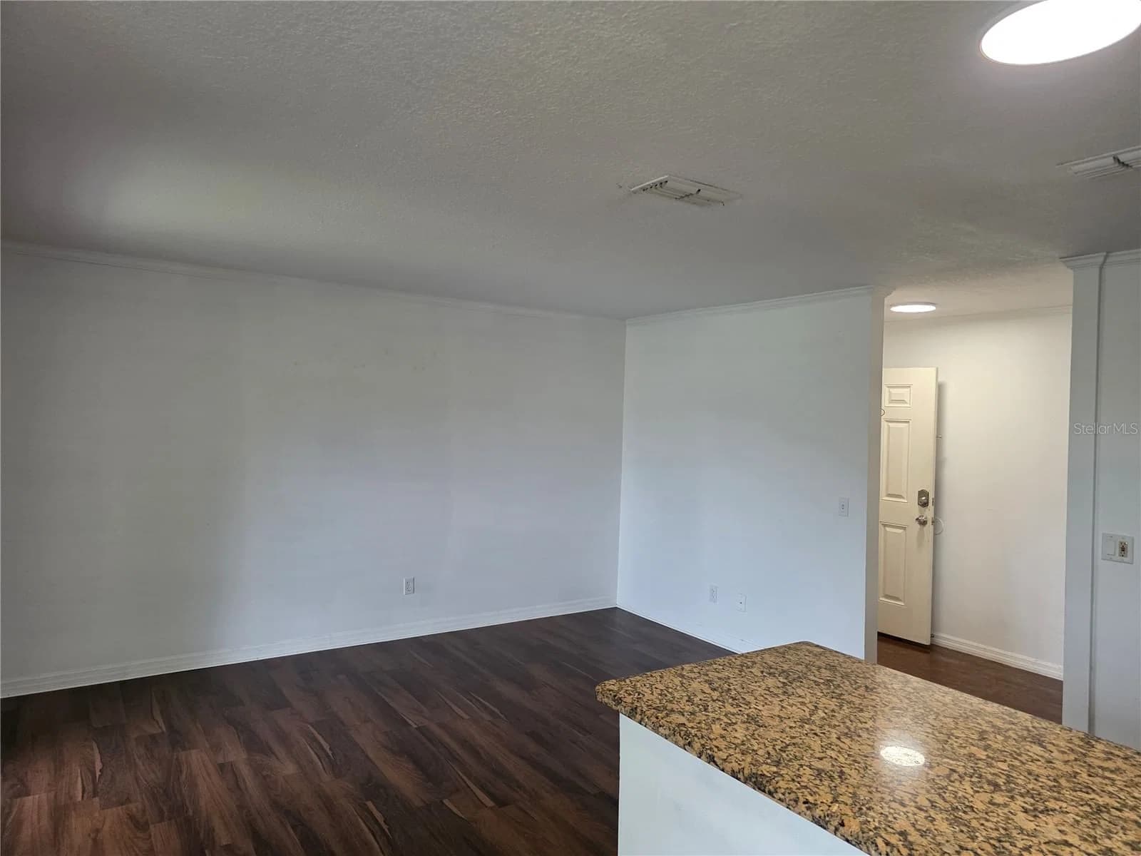 2408 BARLEY CLUB 3