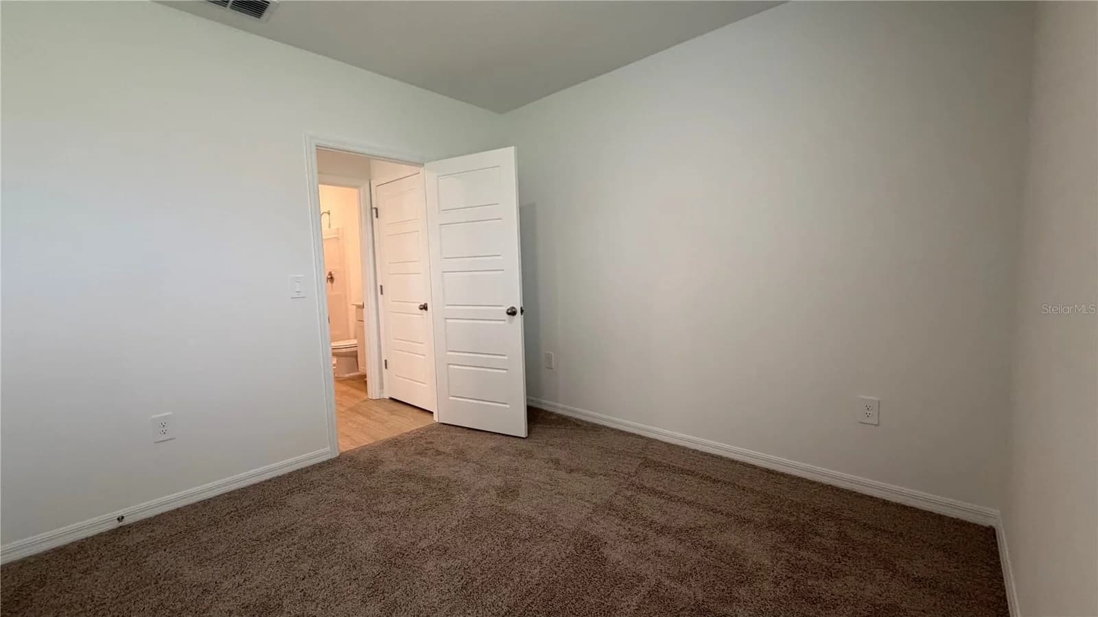 5152 NATIVE MILE 4