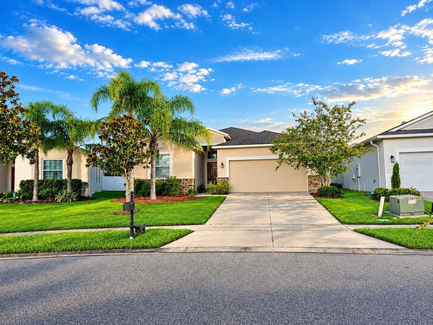 2555 CARRICKTON Circle, Orlando, FL 32824