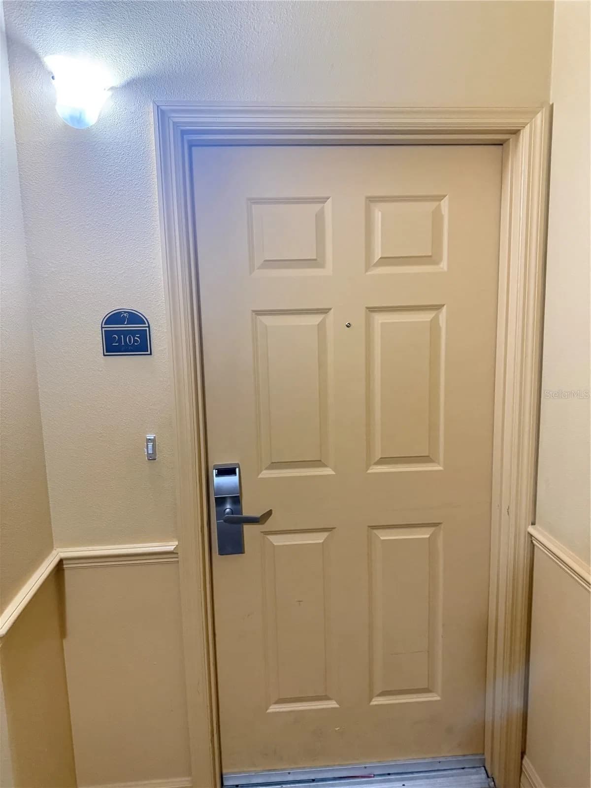 8100 POINCIANA 4