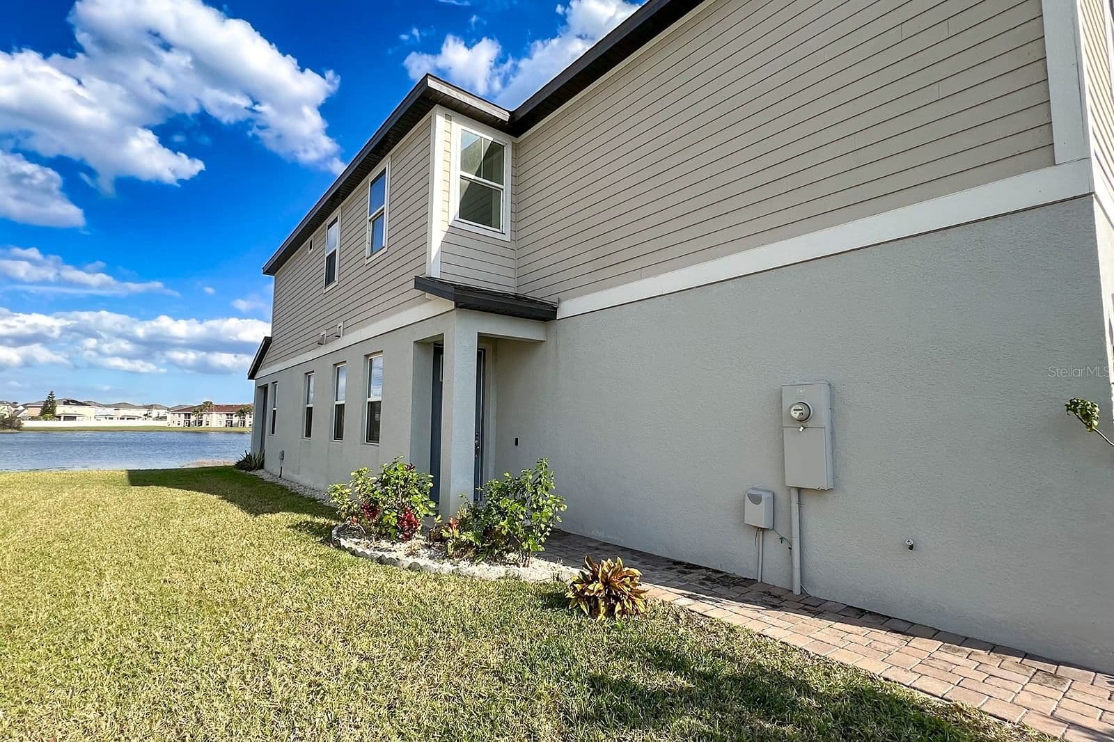 15589 WILLOW ARBOR 2
