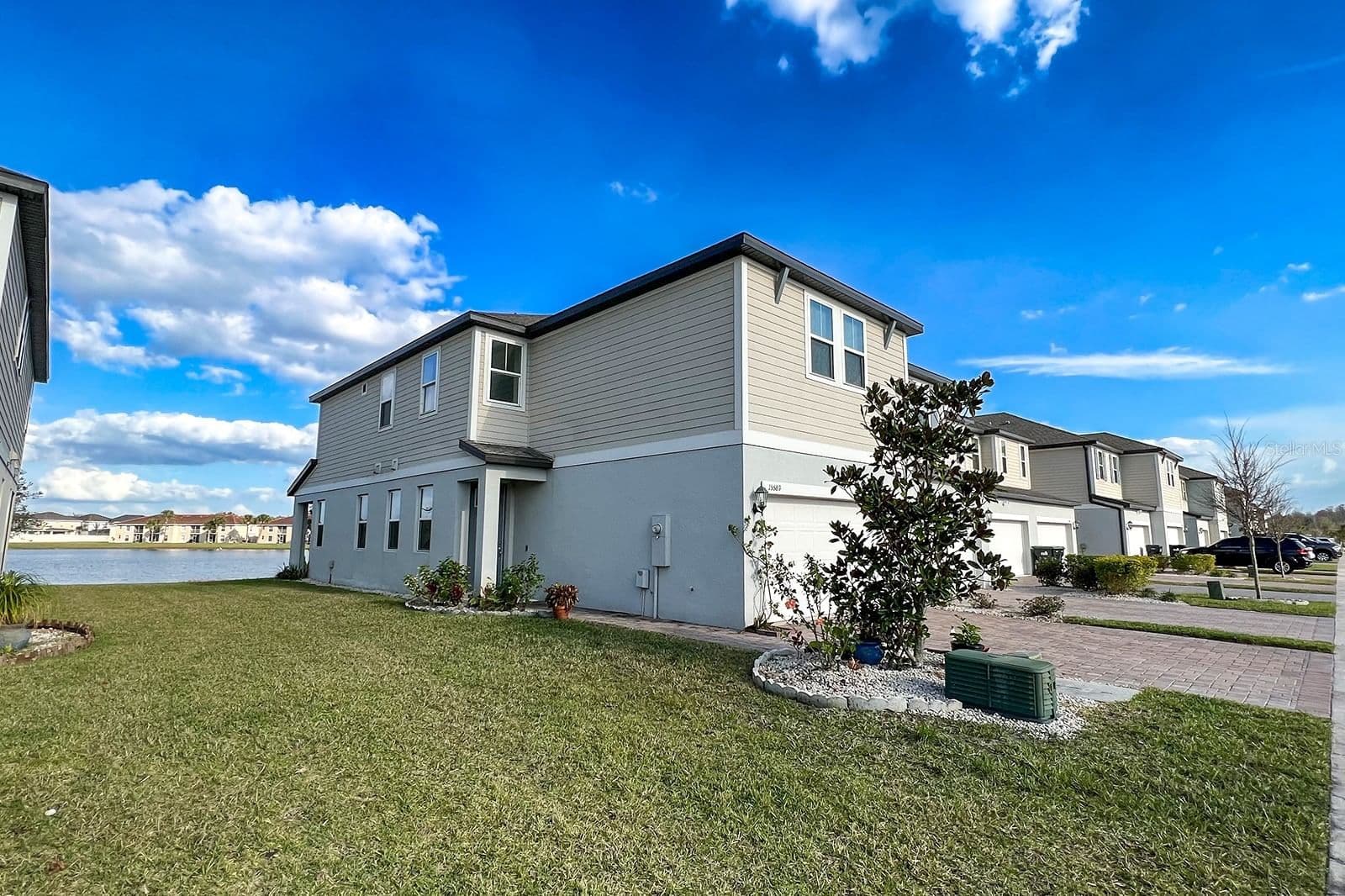 15589 WILLOW ARBOR 3