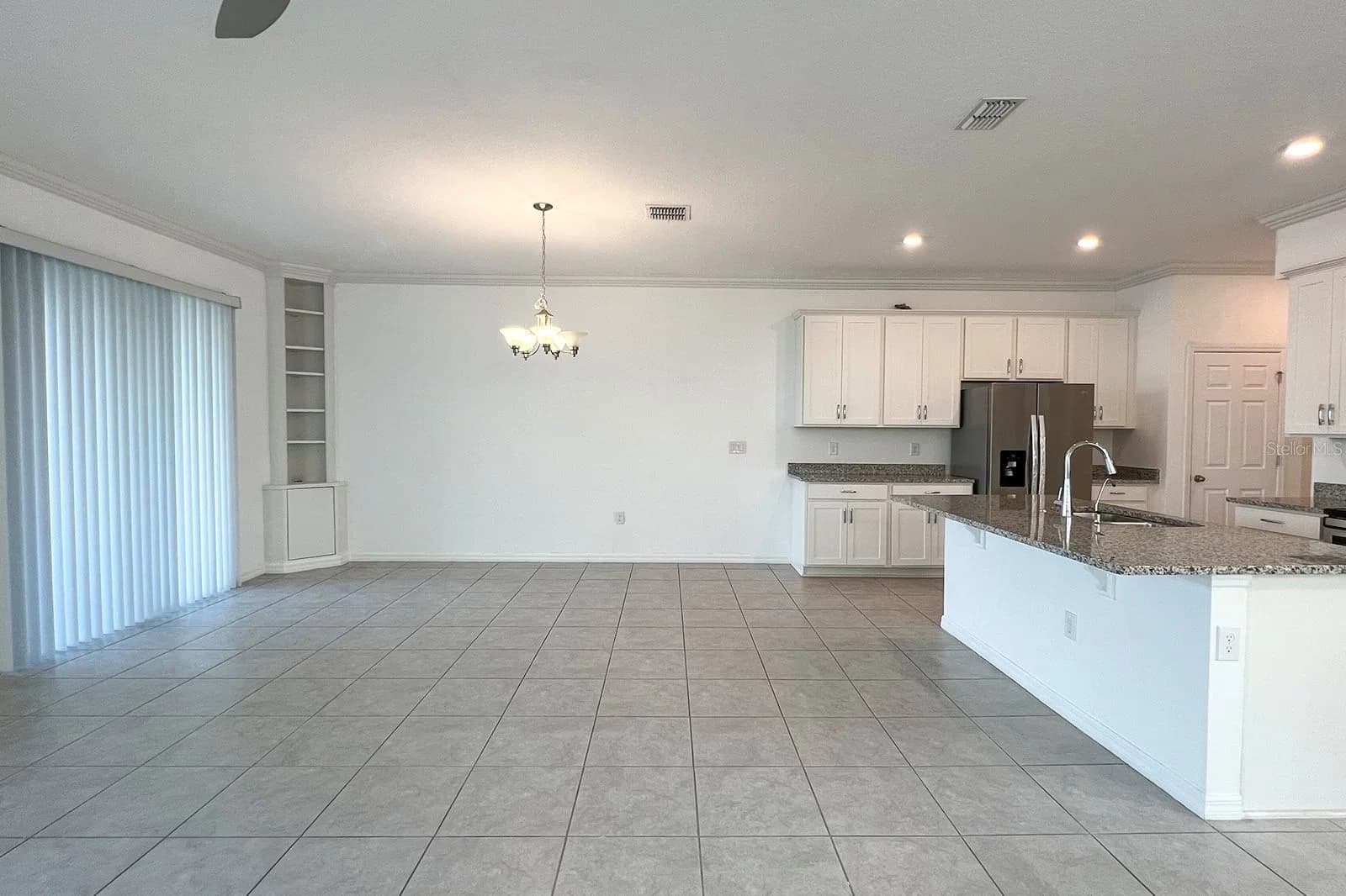 15589 WILLOW ARBOR 5