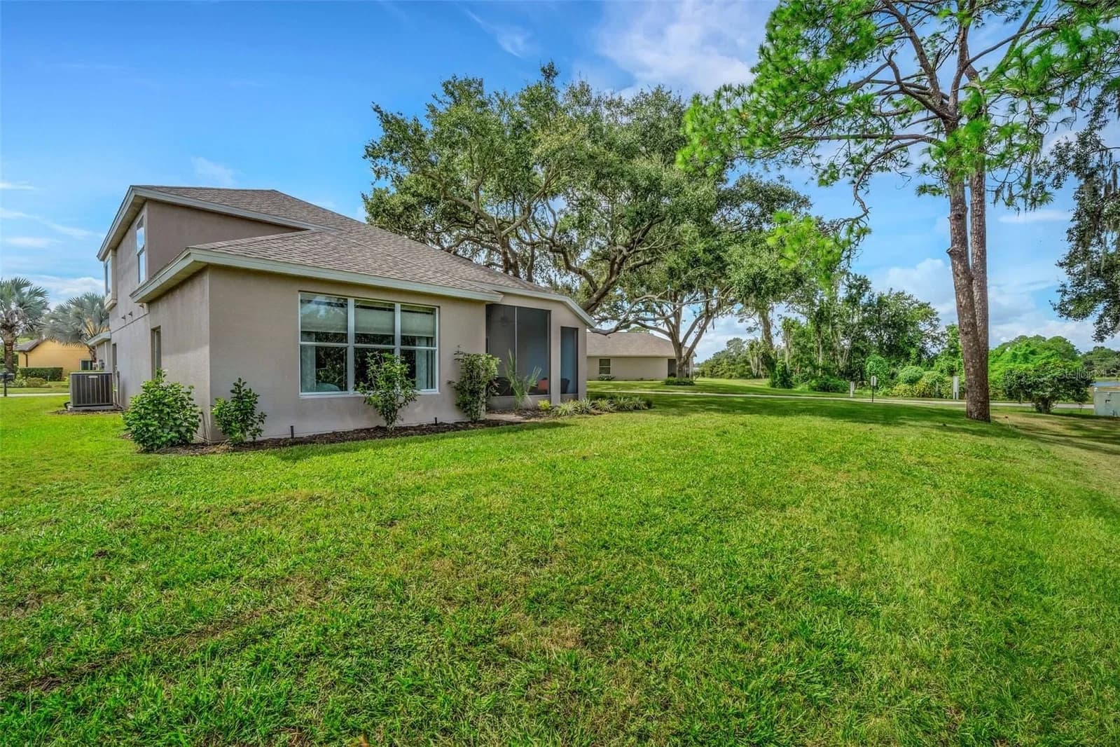 336 DEL SOL Avenue 4