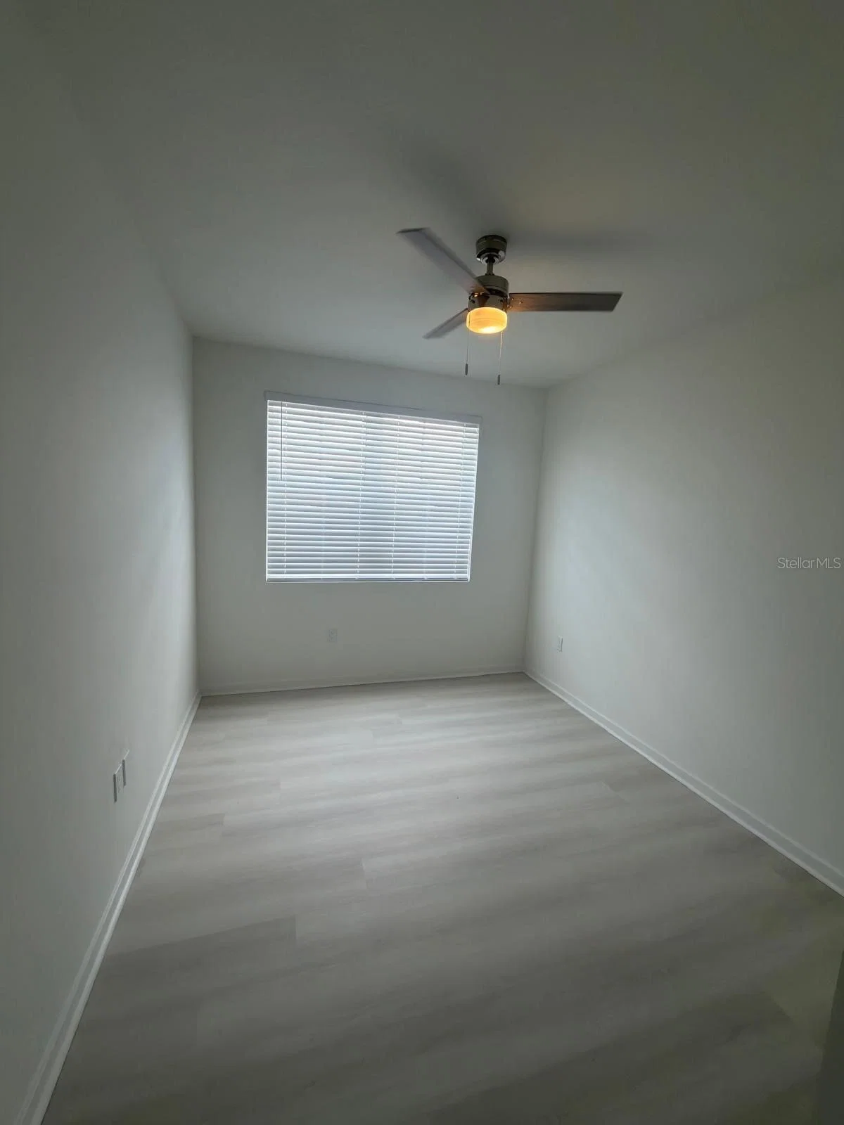 5563 MILLENIA PARK 3