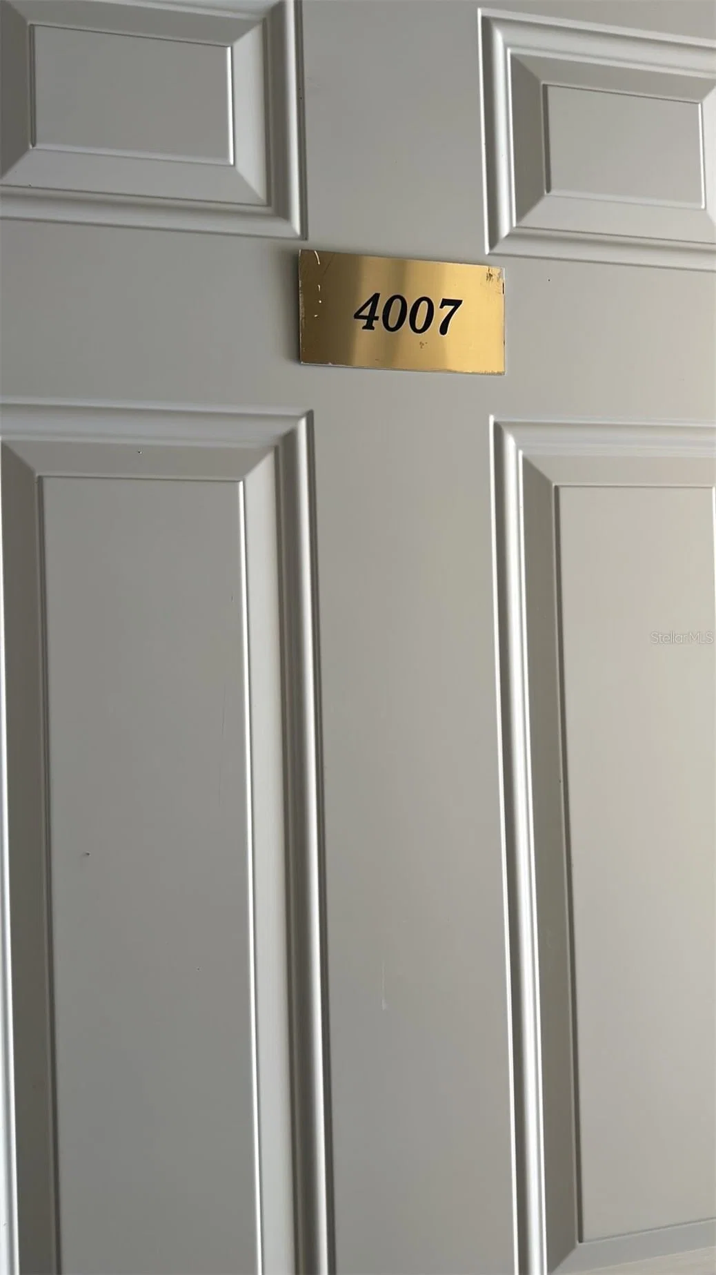 4007 VERSAILLES 3