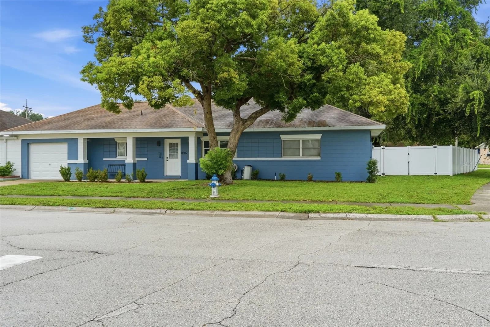 8502 OAK BLUFF 2
