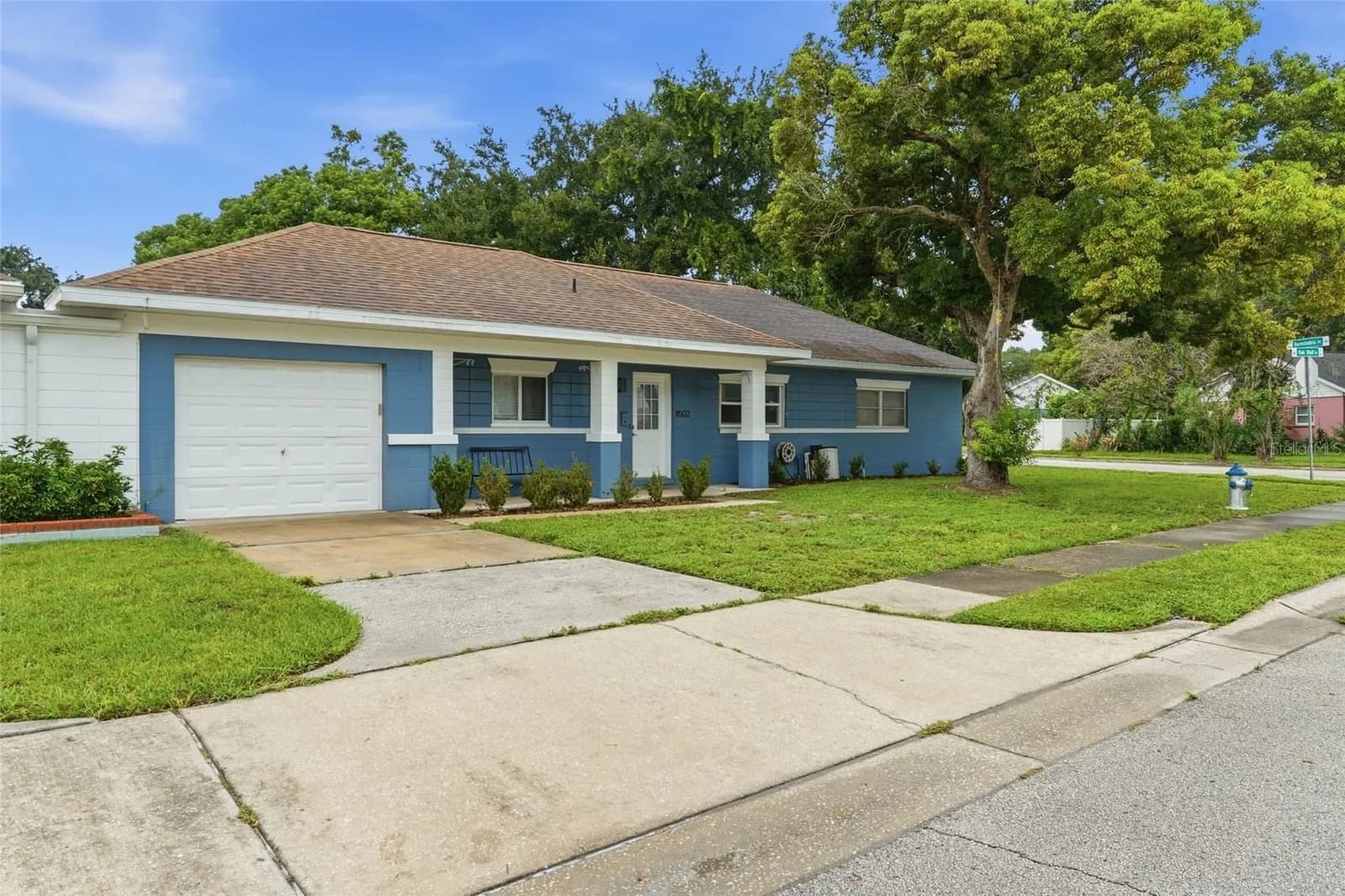 8502 OAK BLUFF 3