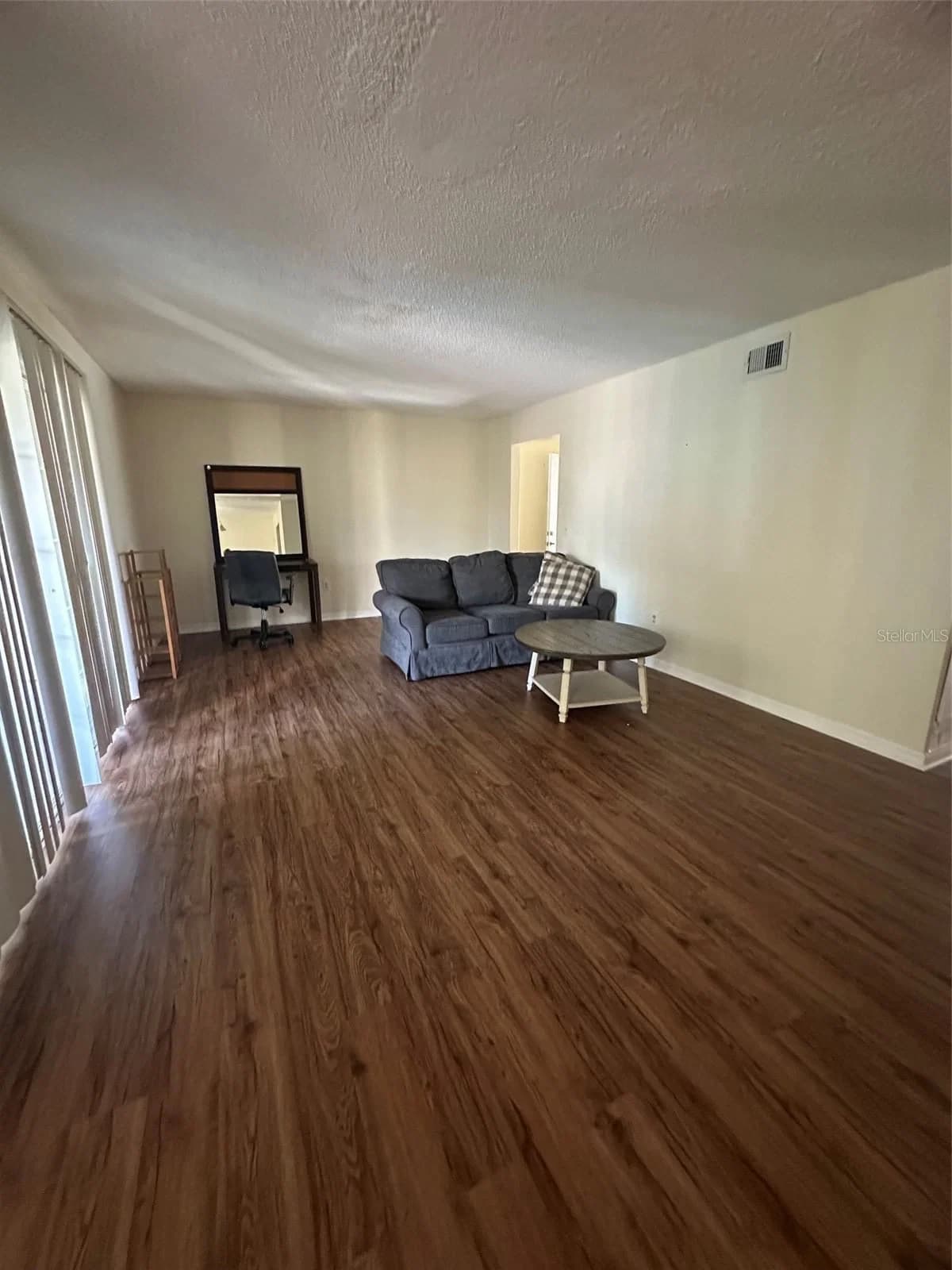 4007 VERSAILLES 3