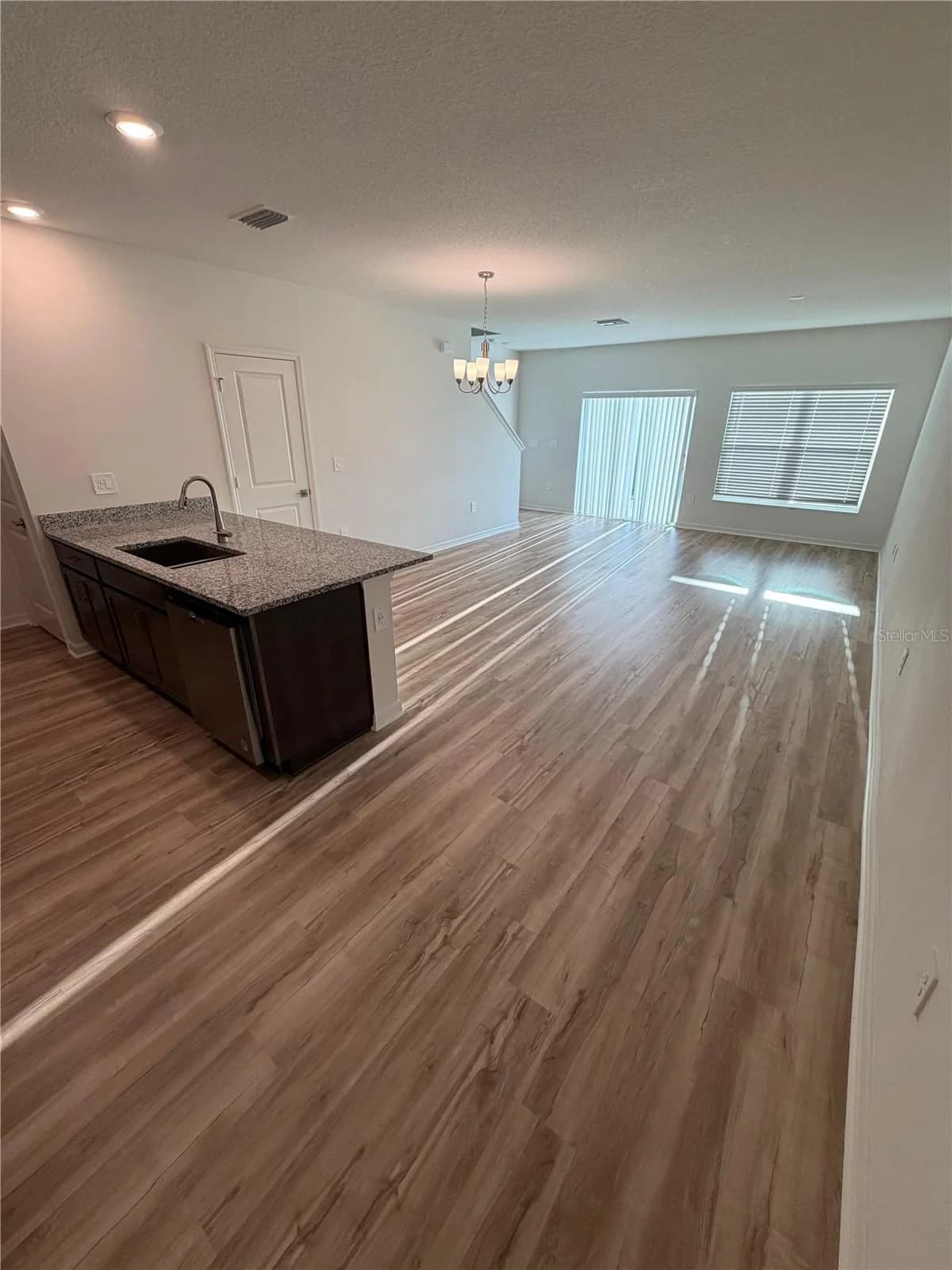 9305 WESTSIDE HILLS 3