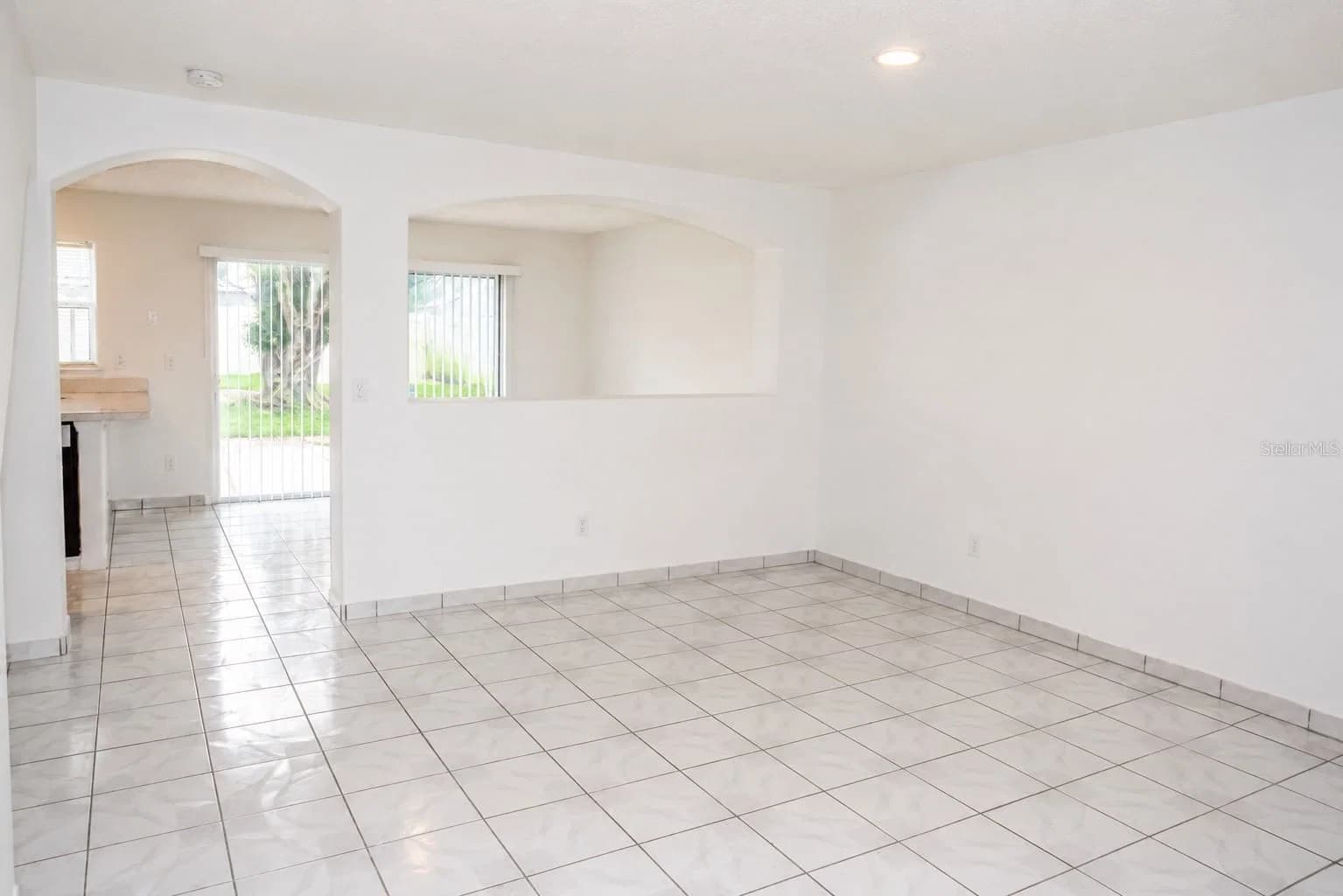 1143 TIMBERBEND Circle, Orlando, FL 32824 3