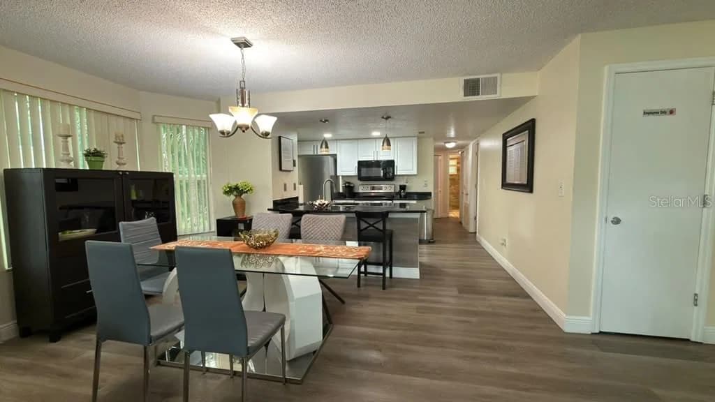 5003 LAGUNA BAY 5