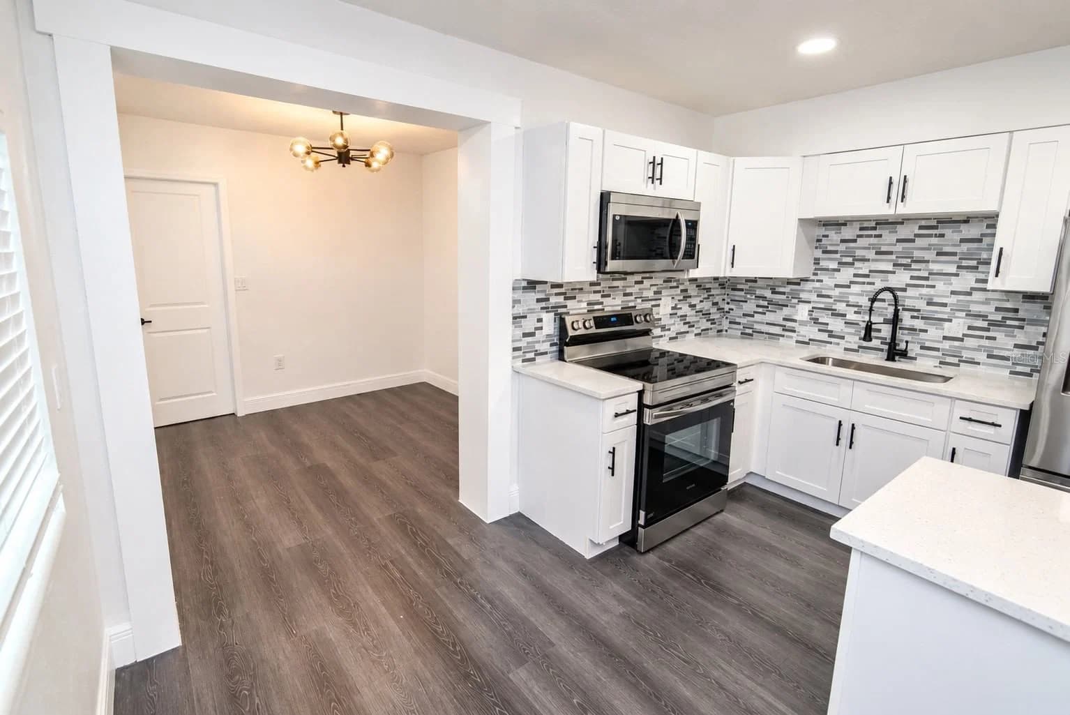 3942 N WELLS Street, Orlando, FL 32805 3