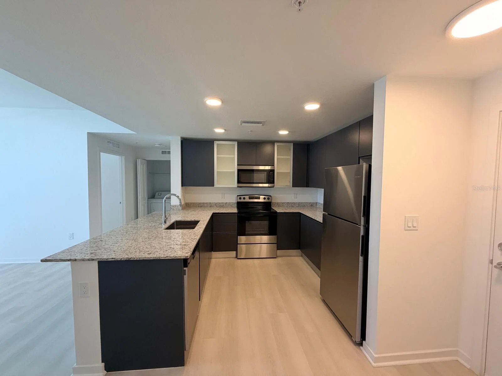 5563 MILLENIA PARK Boulevard #313, Orlando, FL 32839 3