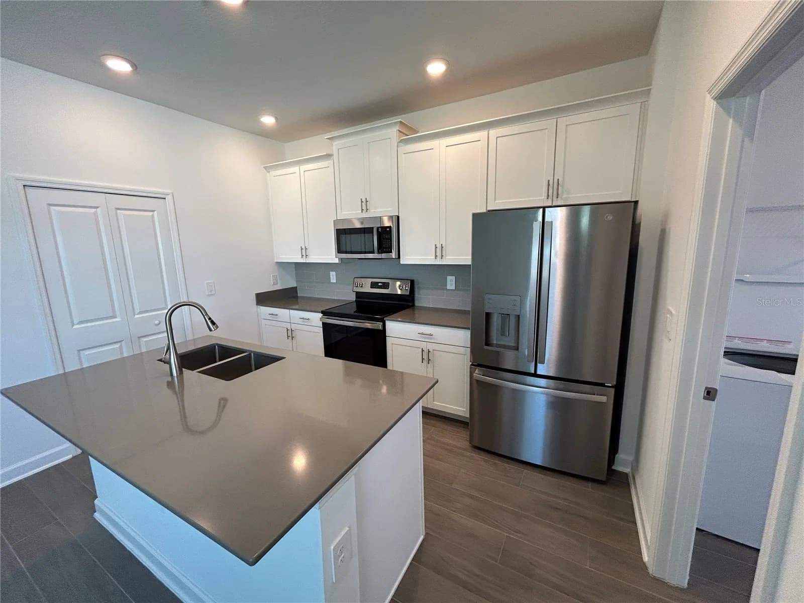 11606 BOLDFACE Drive 4