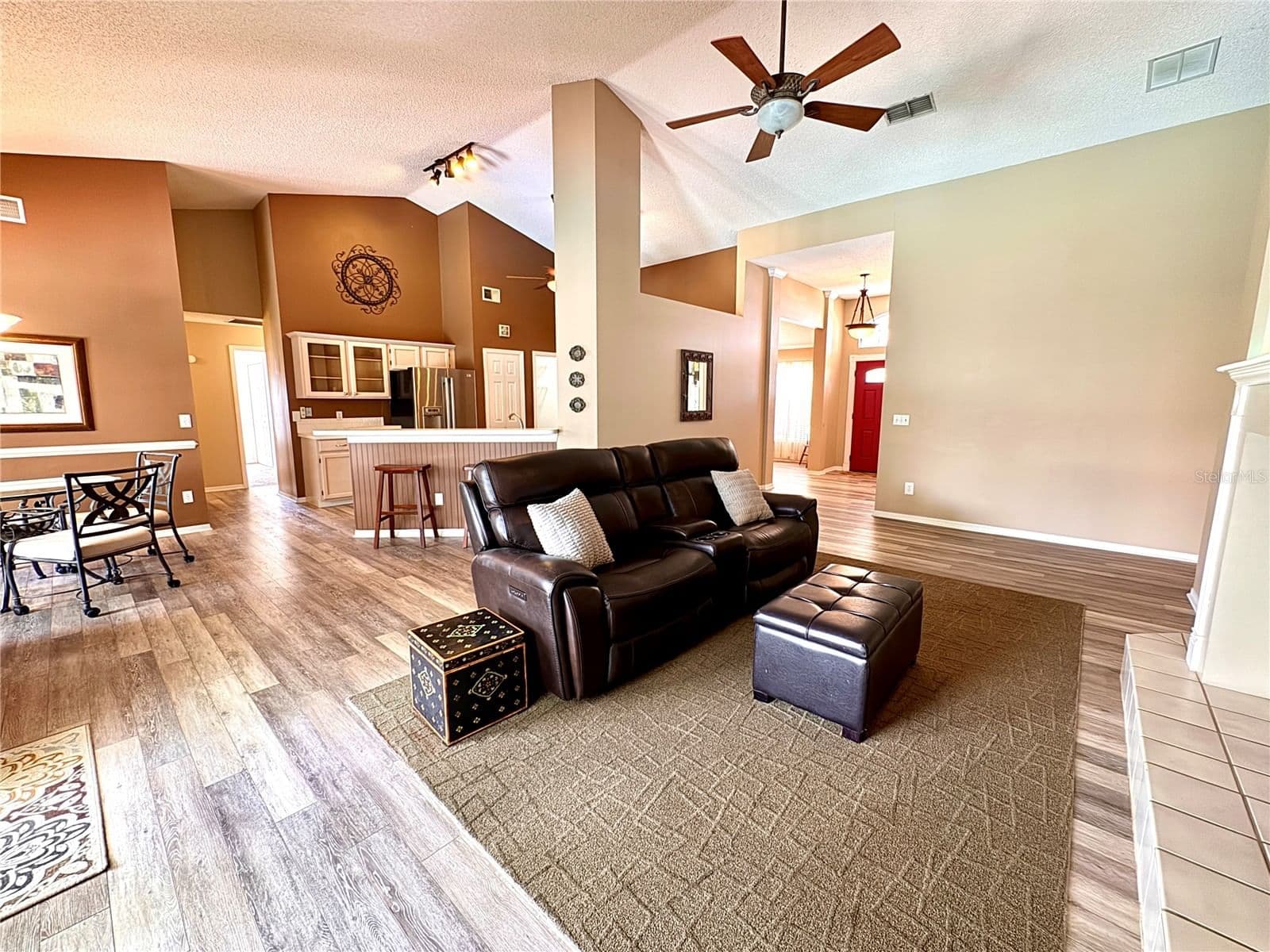 1909 BRANDY MILL Lane, Orlando, FL 32825 3