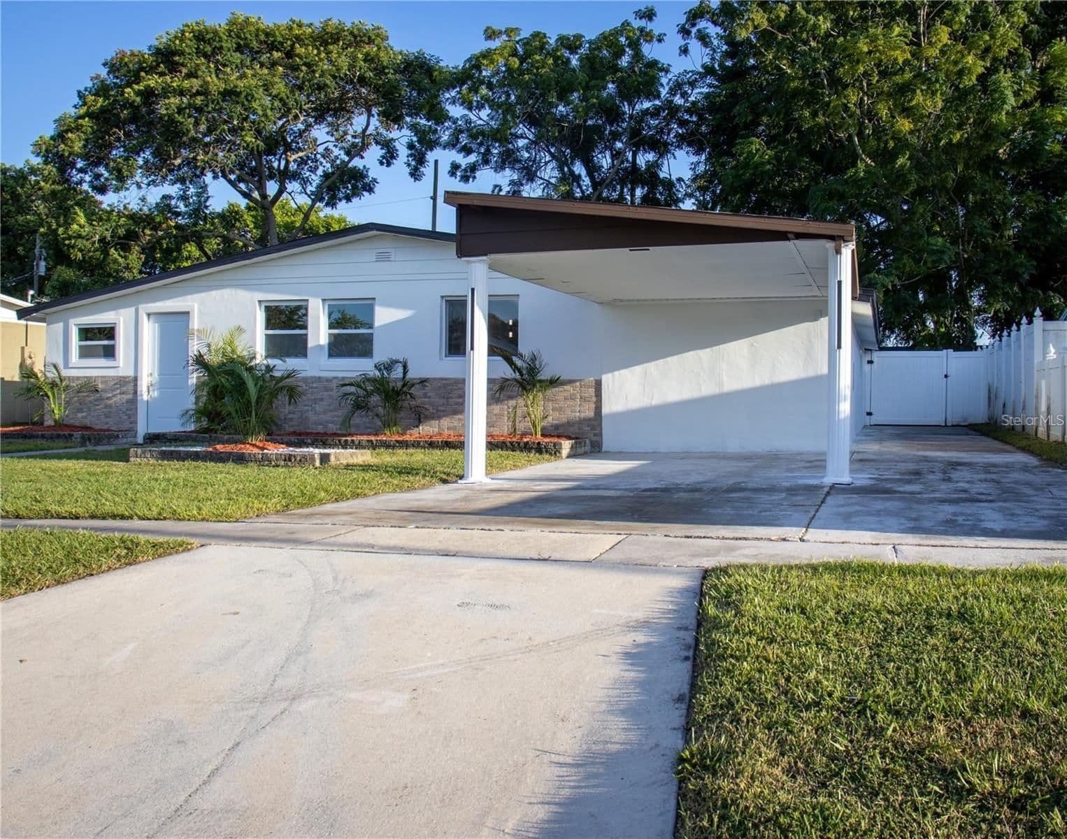 7732 LINARIA Drive, Orlando, FL 32822