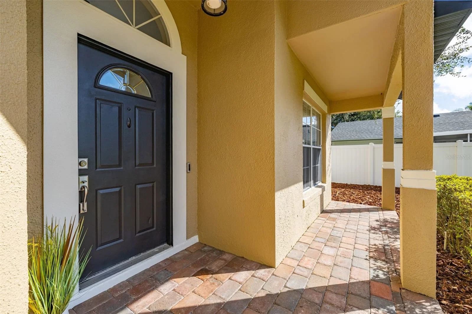 7918 LAKESIDE WOODS Drive, Orlando, FL 32810 2