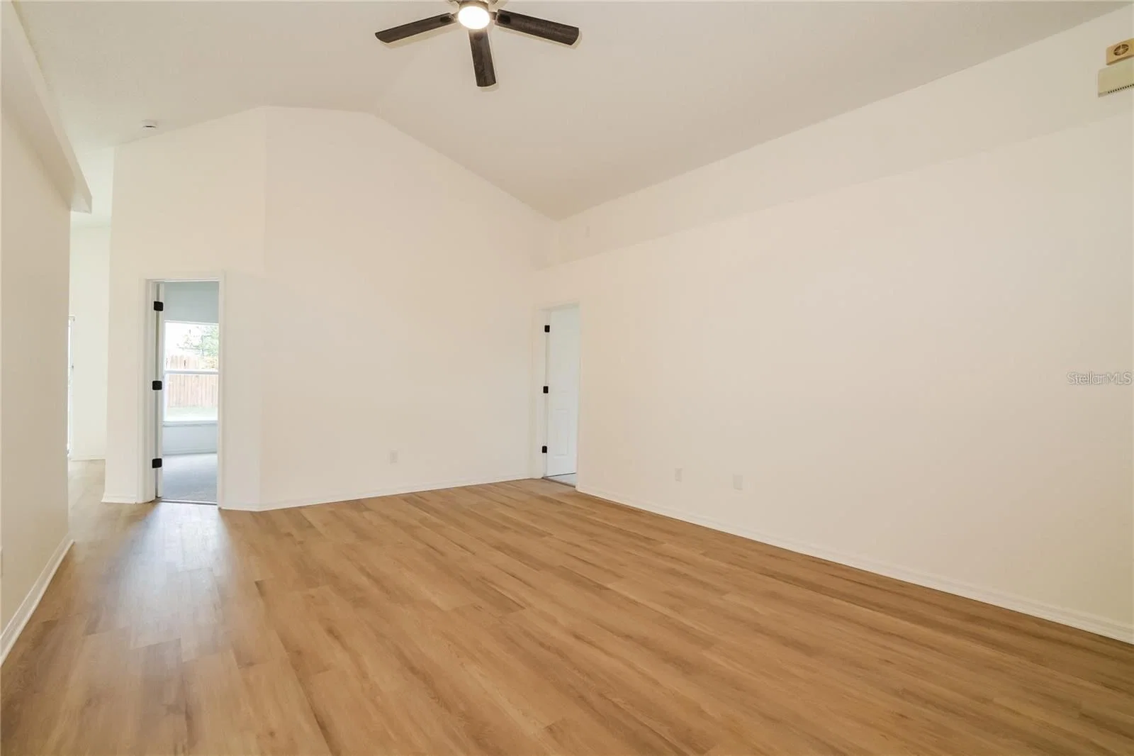 148 HEATHER LYNN Drive 5