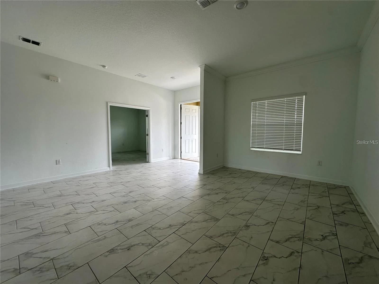8855 FALLEN OAK Drive 4