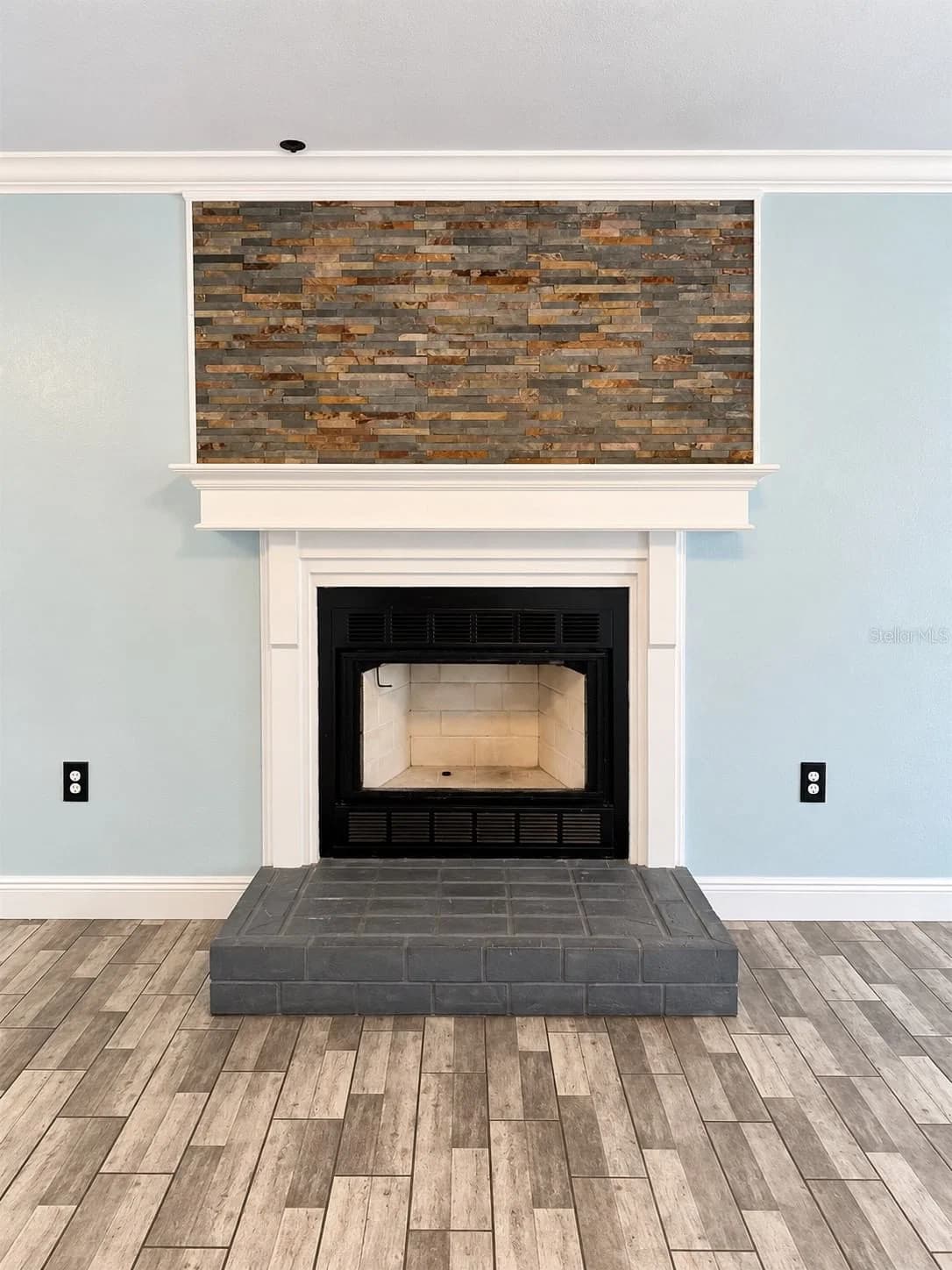 1150 LAKE BLANCHE Drive 4