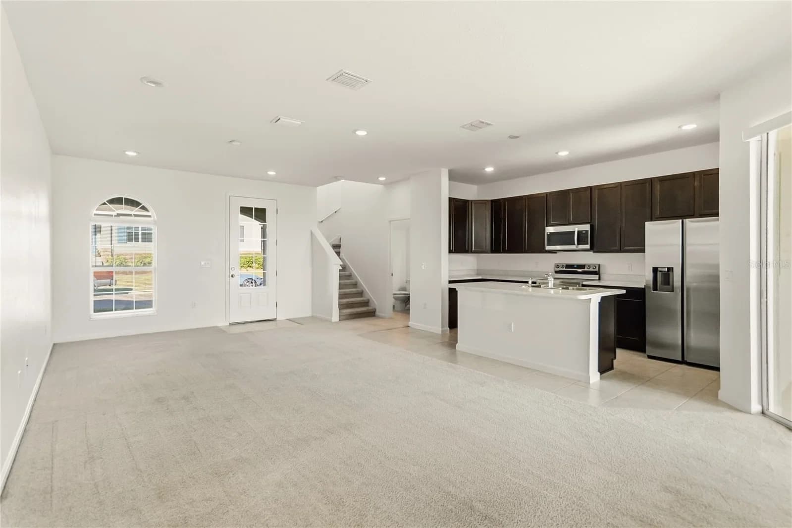263 BELLA PRESTWICK BLVD 4