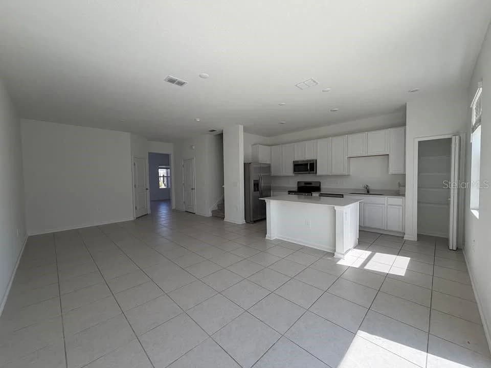 2678 SKYLINE Loop, Poinciana, FL 34758 2