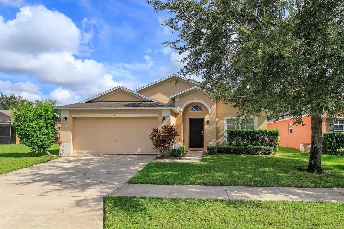 2005 ROYAL RIDGE DR, Davenport, FL 33896