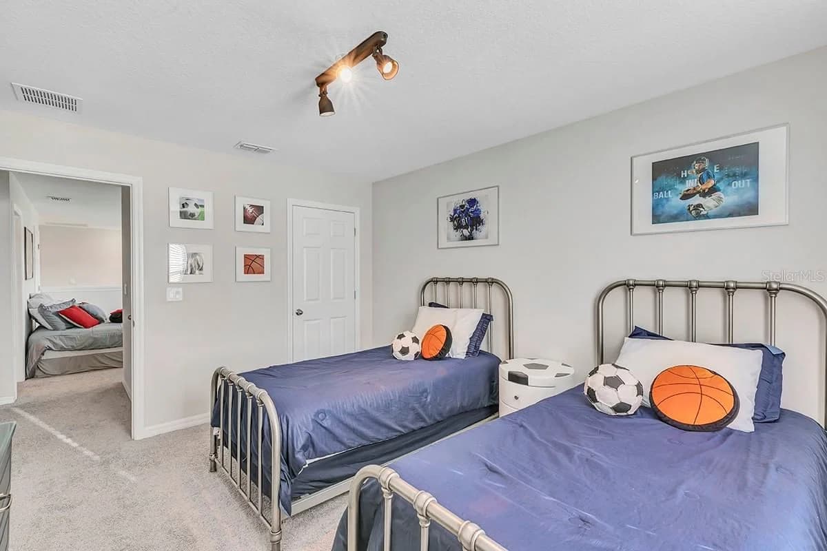 1532 CAREY PALM Circle 5