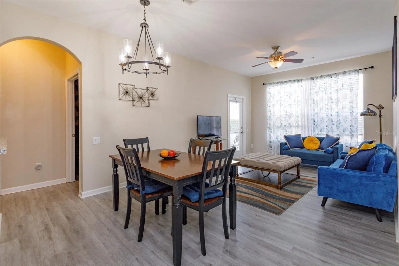 2310 SILVER PALM DR 5