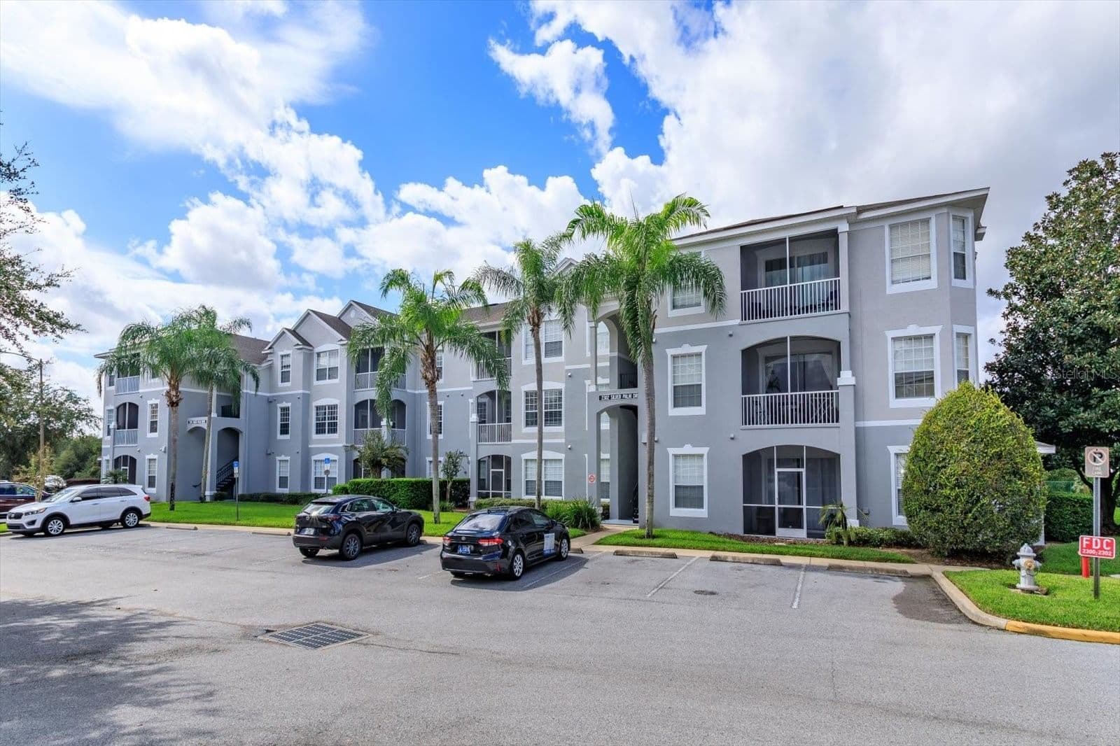 2302 SILVER PALM DR, Kissimmee, FL 34747
