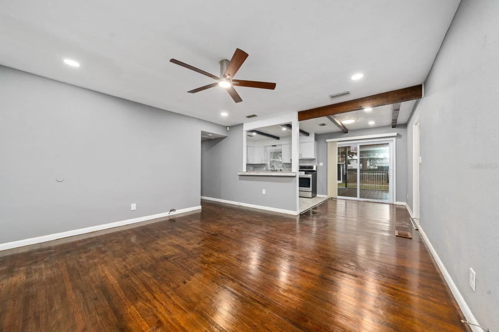 6531 HILL TOP Road, Orlando, FL 32810 3