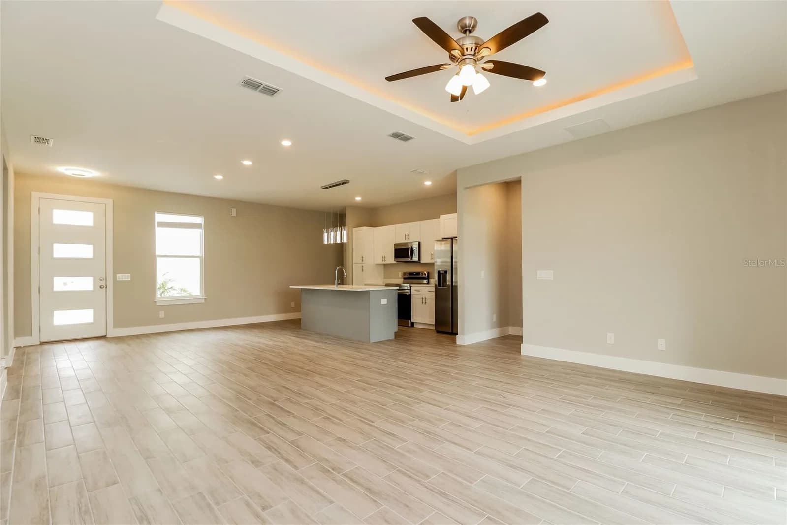 260 GLADIOLA, Kissimmee, FL 34759 2