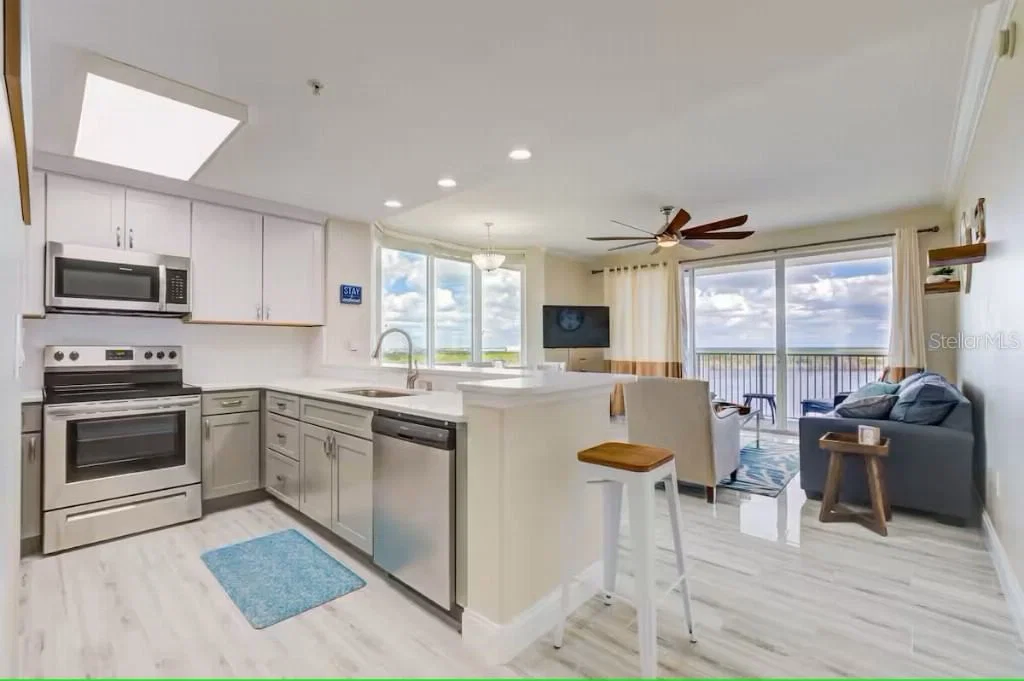 13415 BLUE HERON BEACH 4
