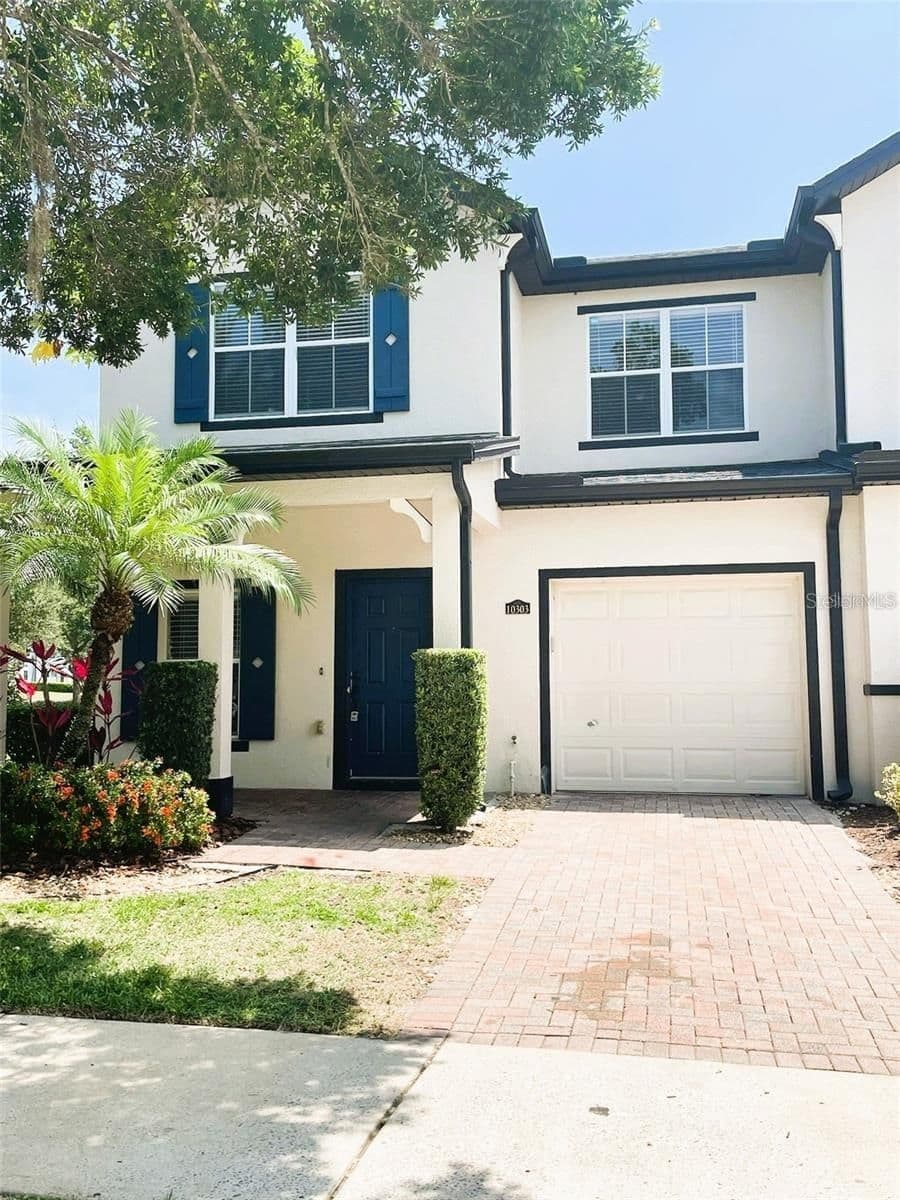 10303 PARK COMMONS, Orlando, FL 32832 2