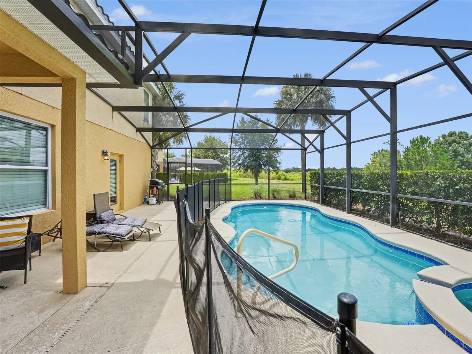4127 OAK TREE 2