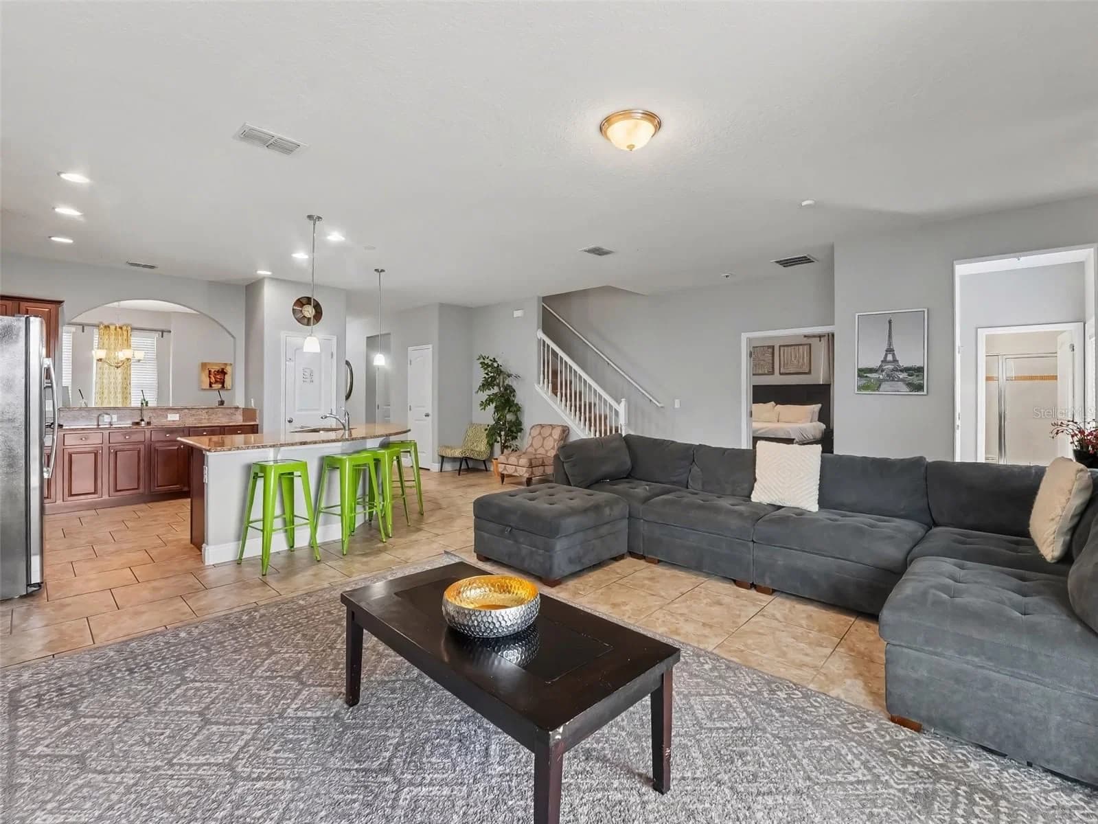 4127 OAK TREE 3